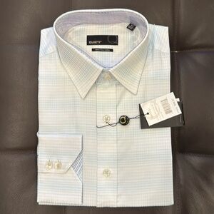 NWT Quieti Men’s Button Down Shirt in Size Medium